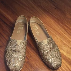 Rose gold glitter lace Toms size 8